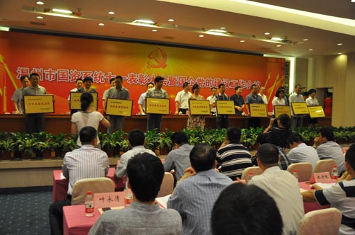 ����´��ڷ�����ͼ